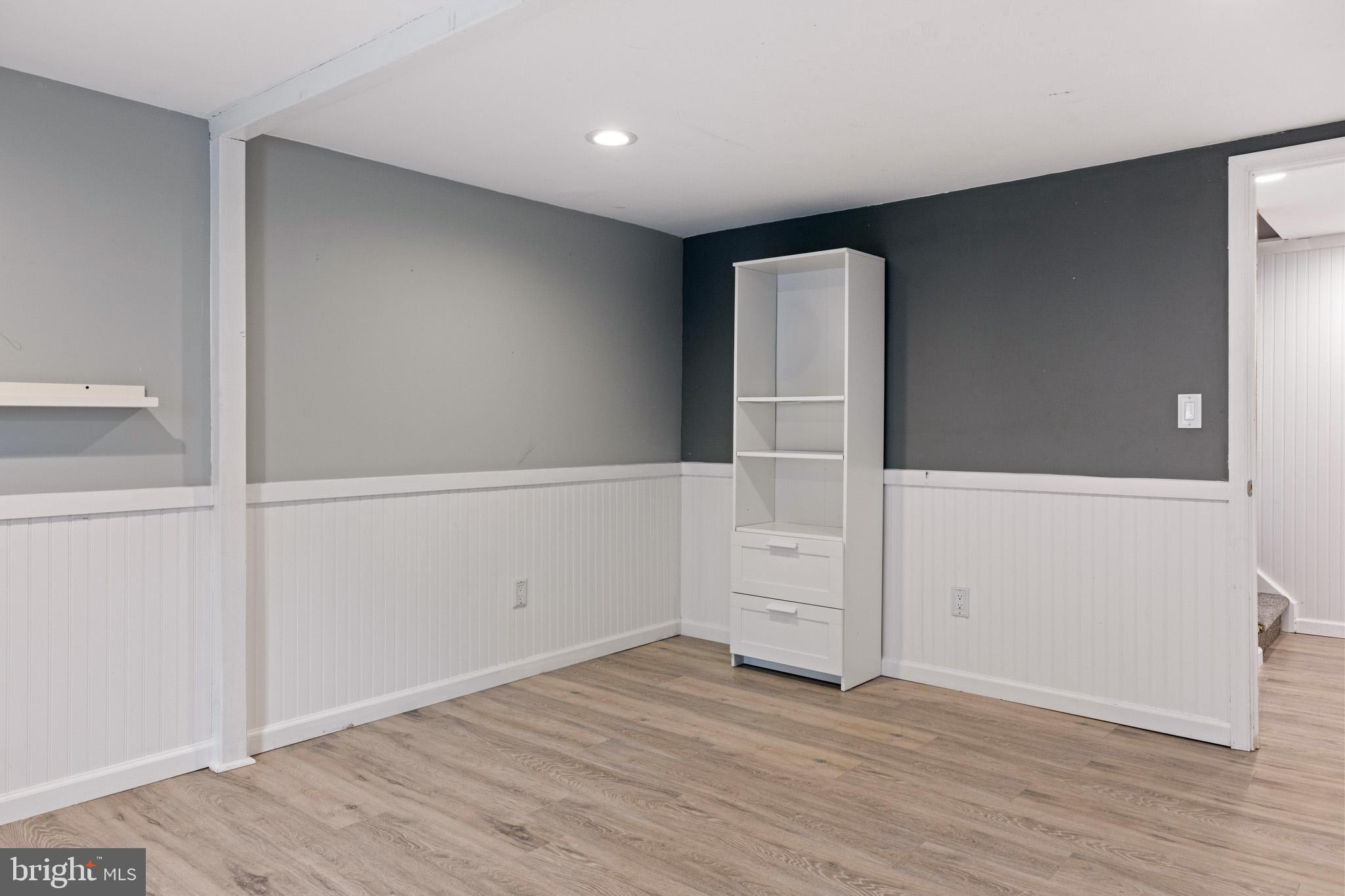 1689 LATCH STRING LANE