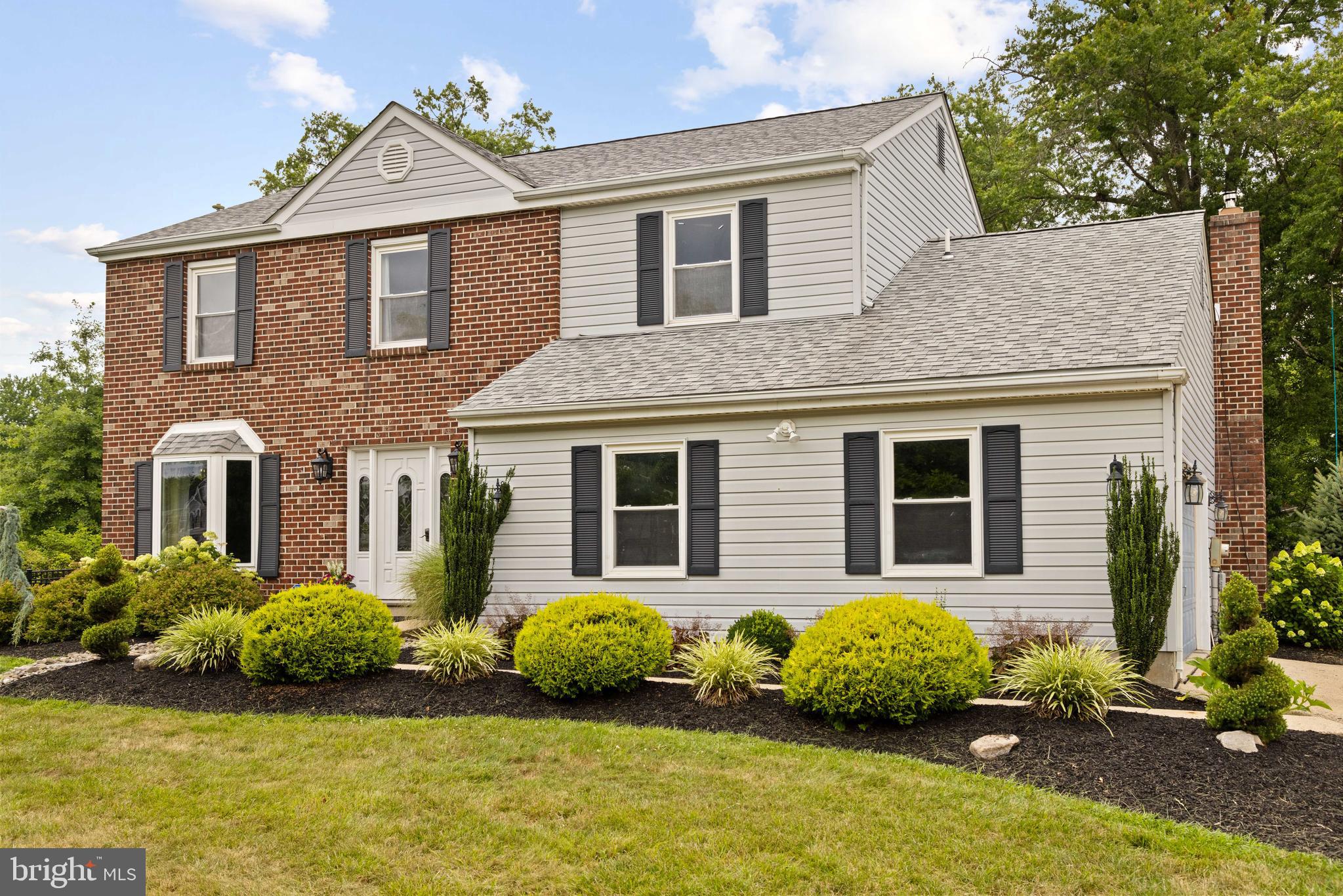 1689 LATCH STRING LANE