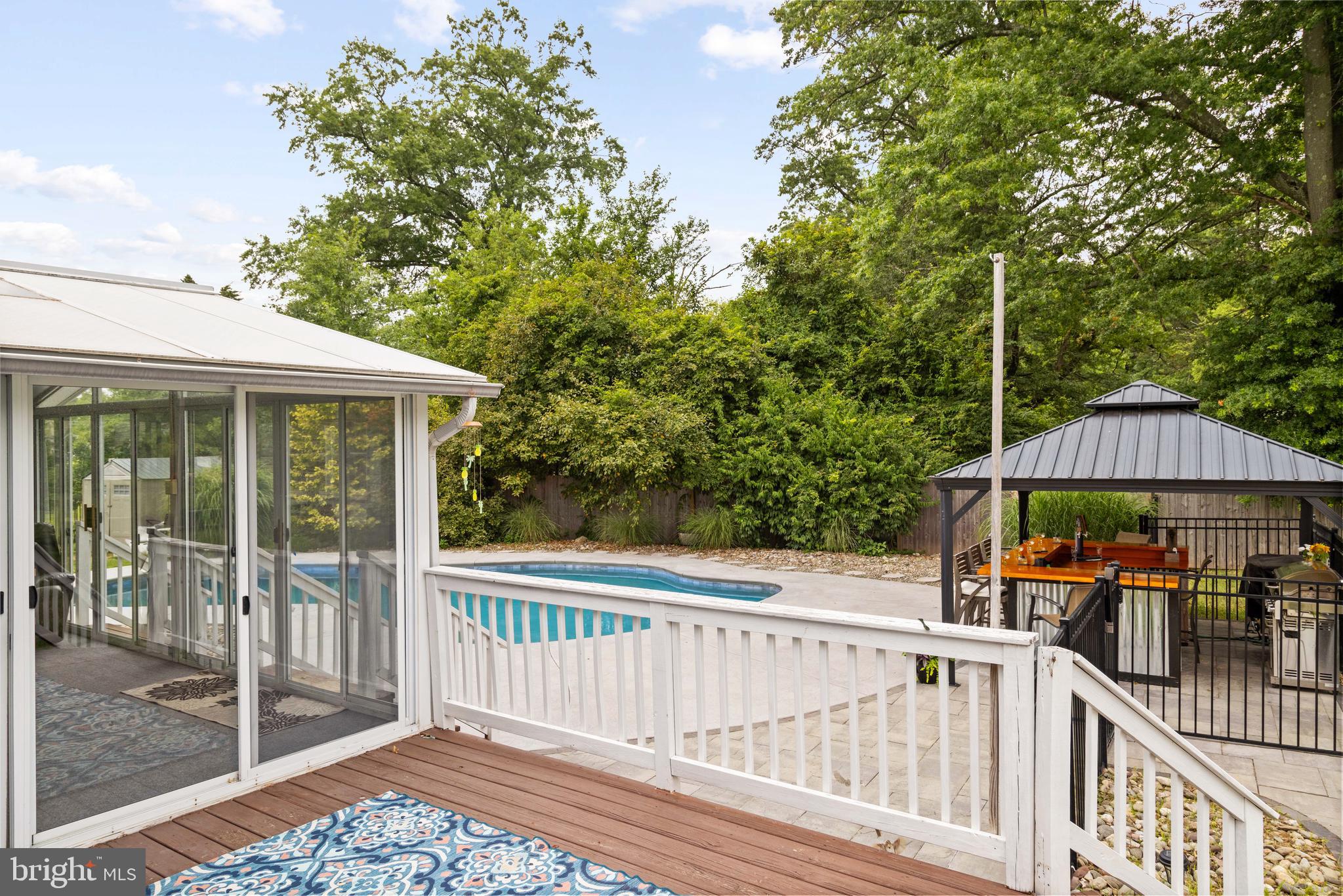 1689 LATCH STRING LANE