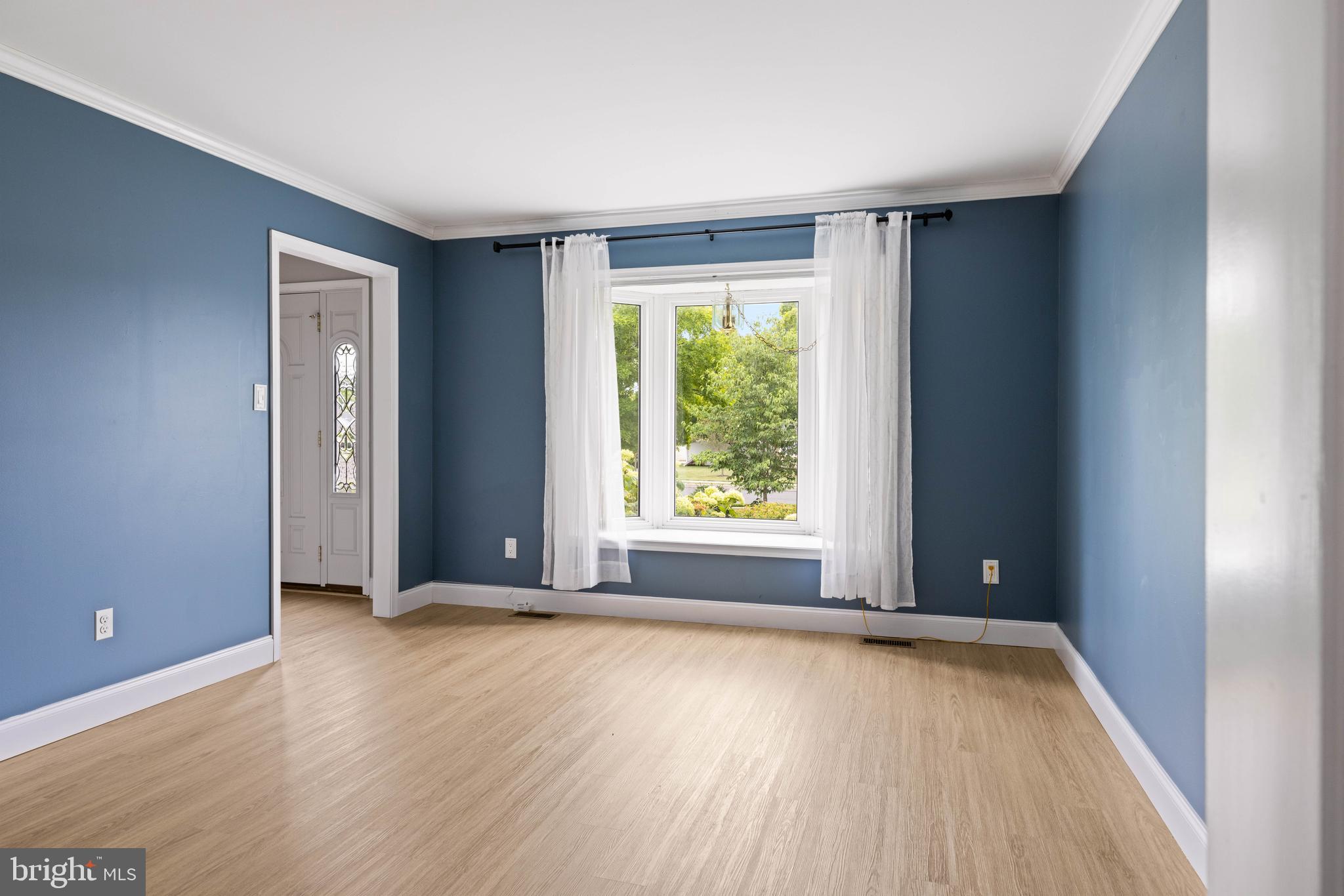 1689 LATCH STRING LANE