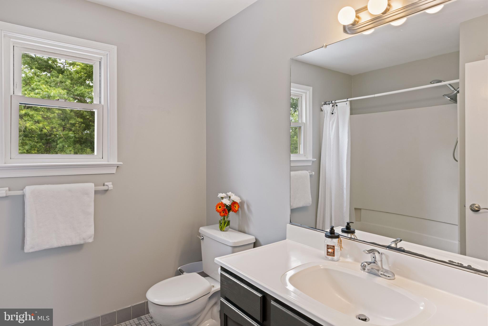 1689 LATCH STRING LANE