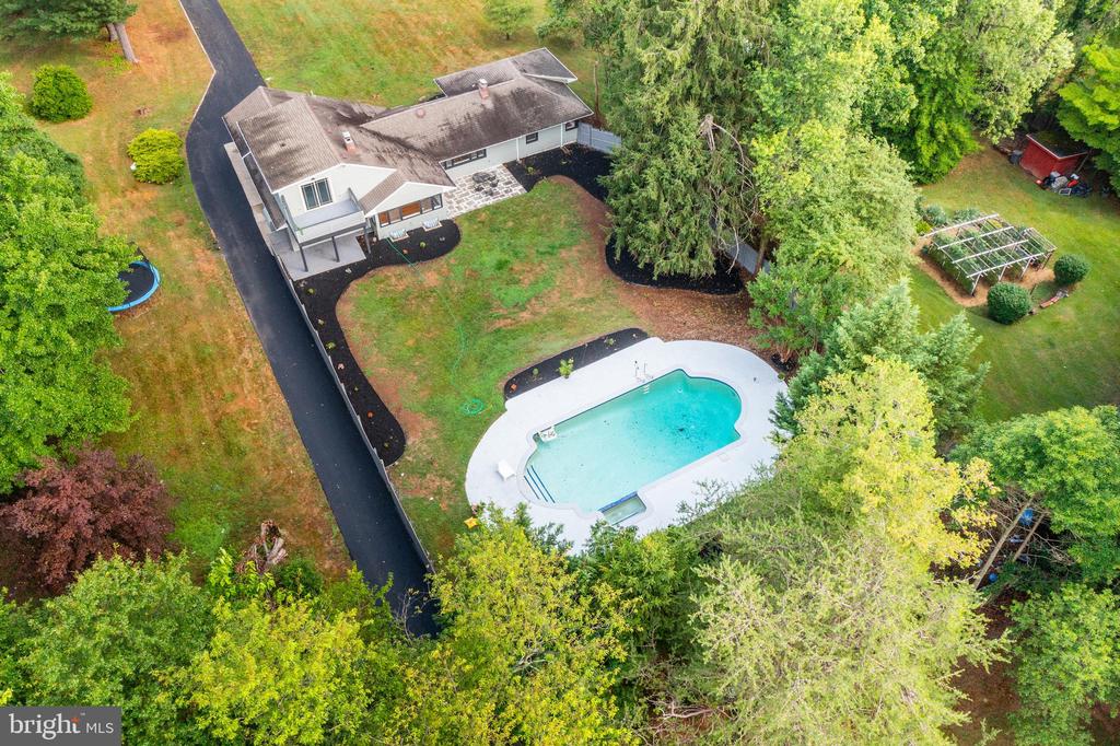 3112 N WALES ROAD