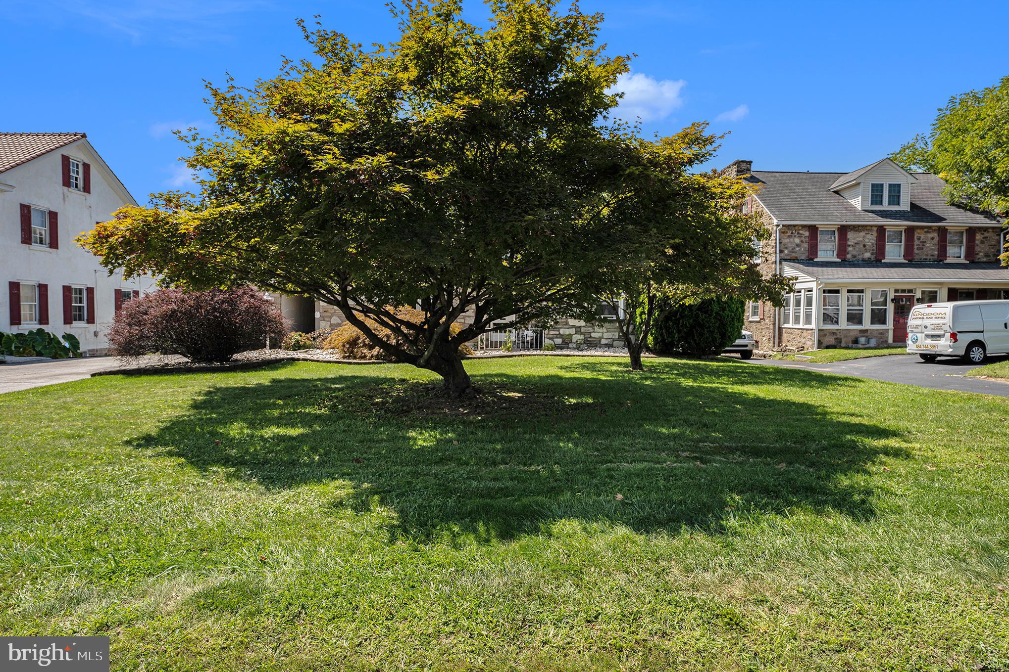 1836 W MAIN STREET