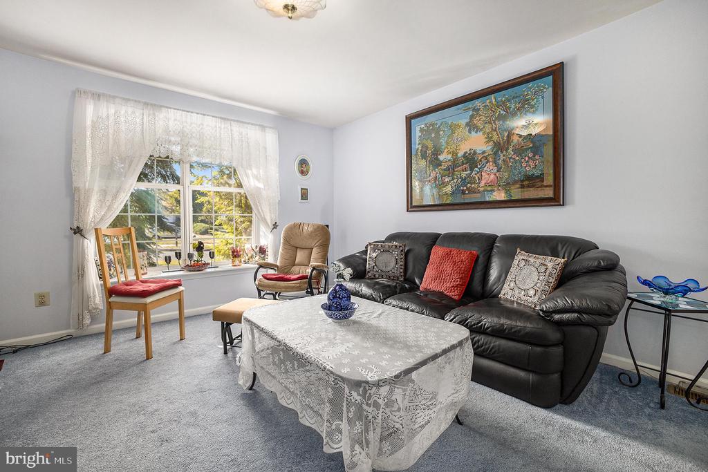 1190 OXFORD CIRCLE