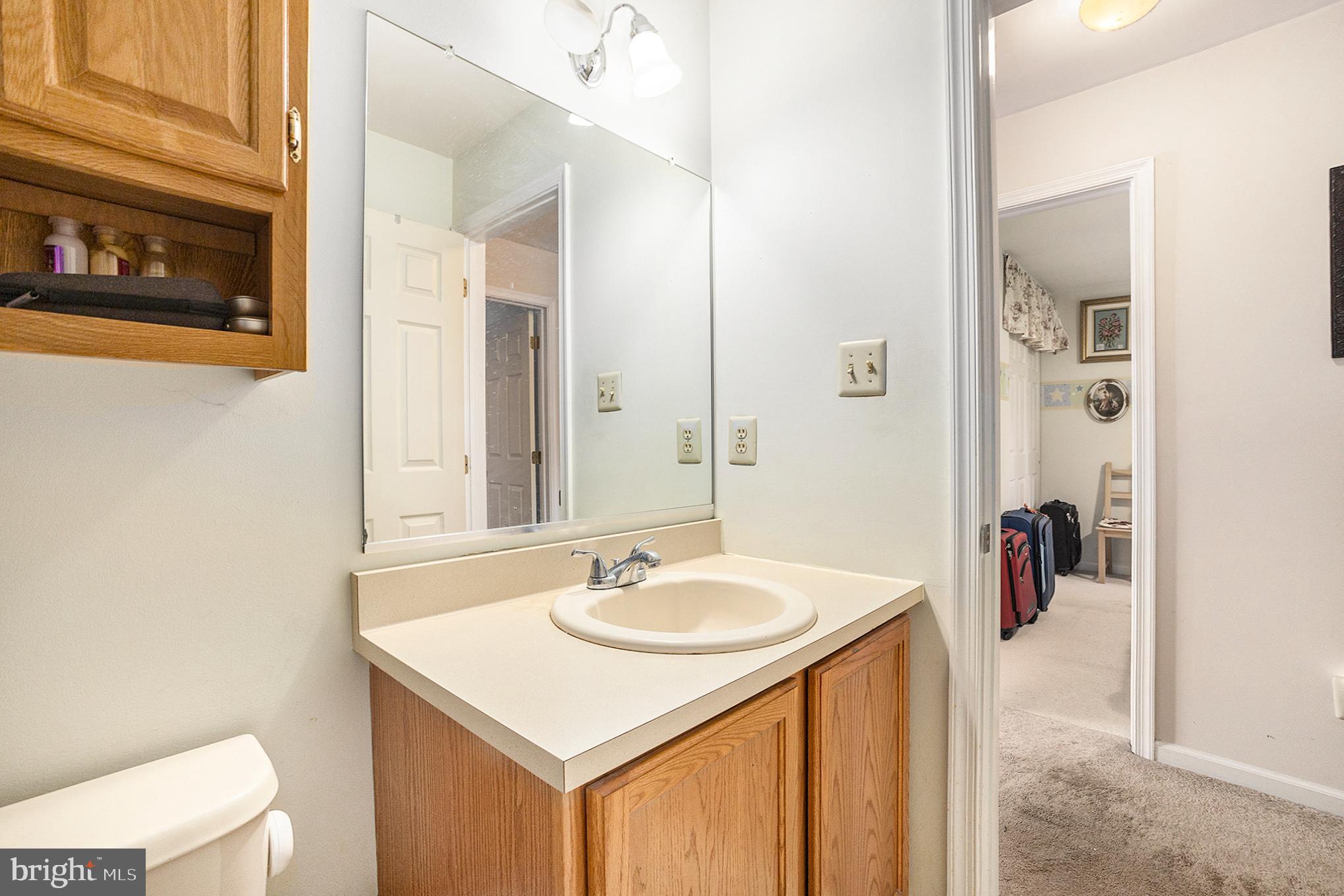 1190 OXFORD CIRCLE