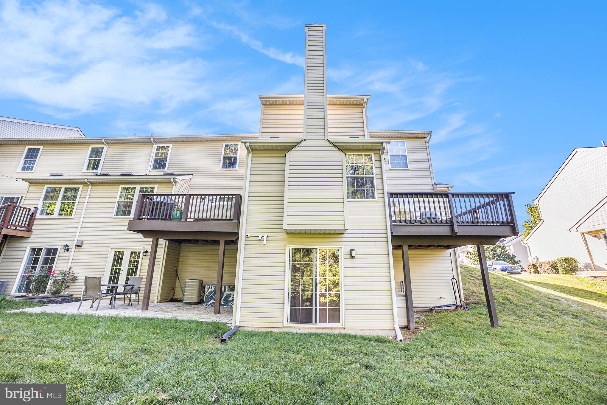 1190 OXFORD CIRCLE