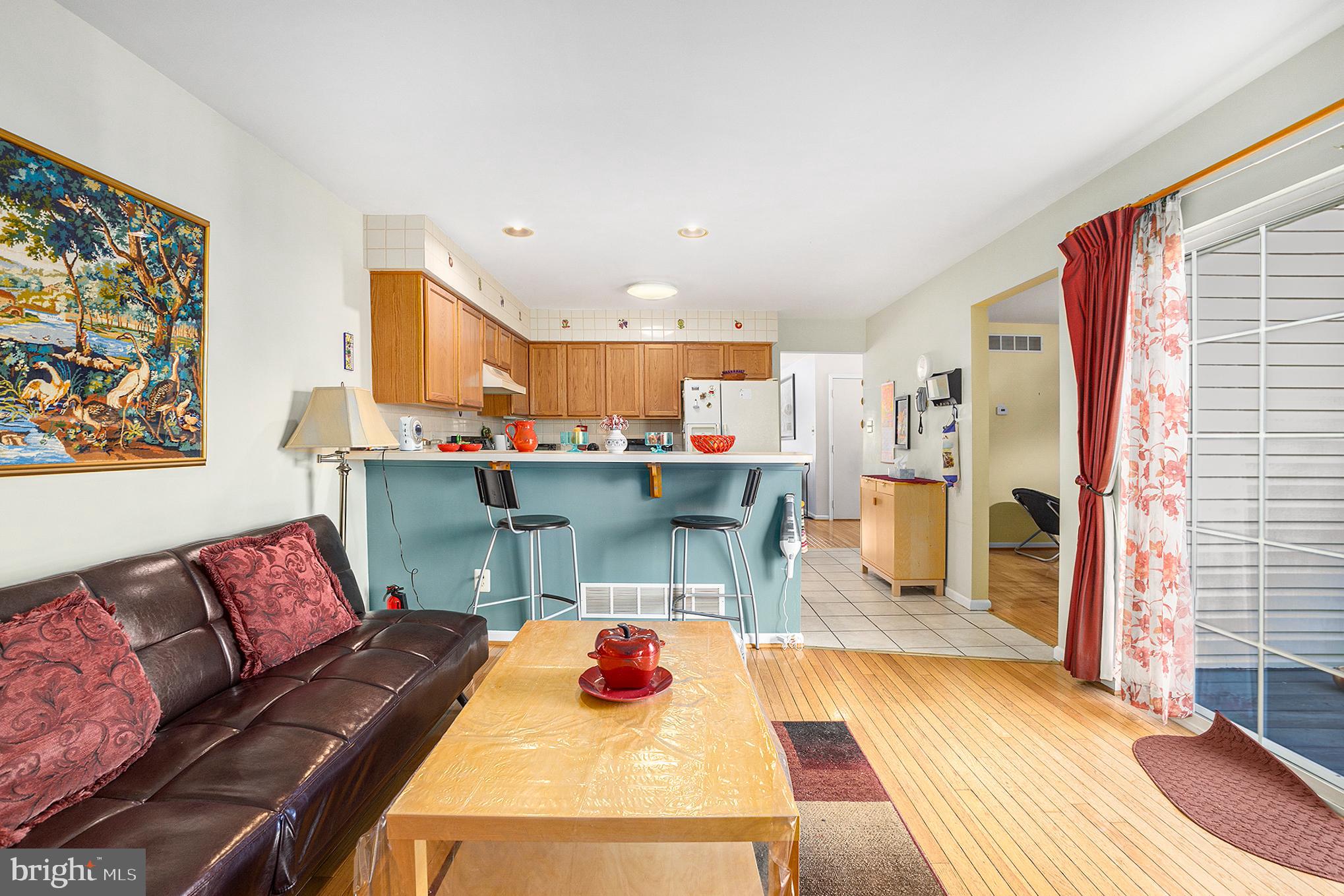 1190 OXFORD CIRCLE