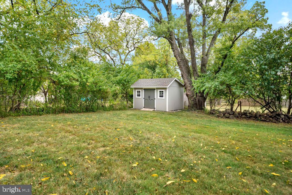 103 PINETREE LANE