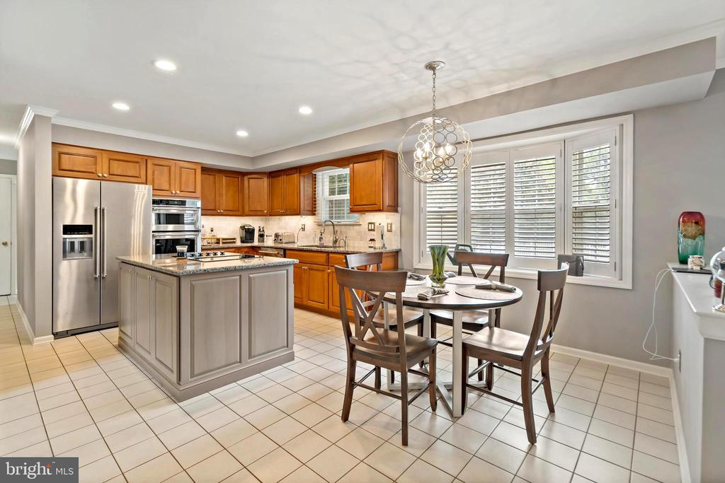 103 PINETREE LANE