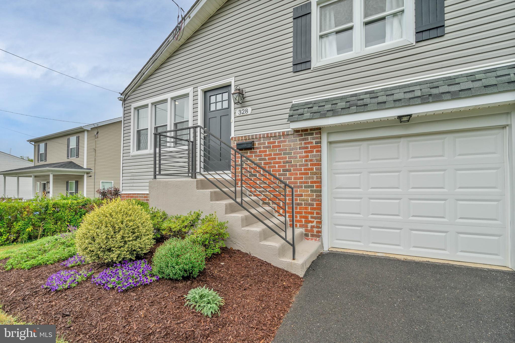 328 RUSCOMBE AVENUE
