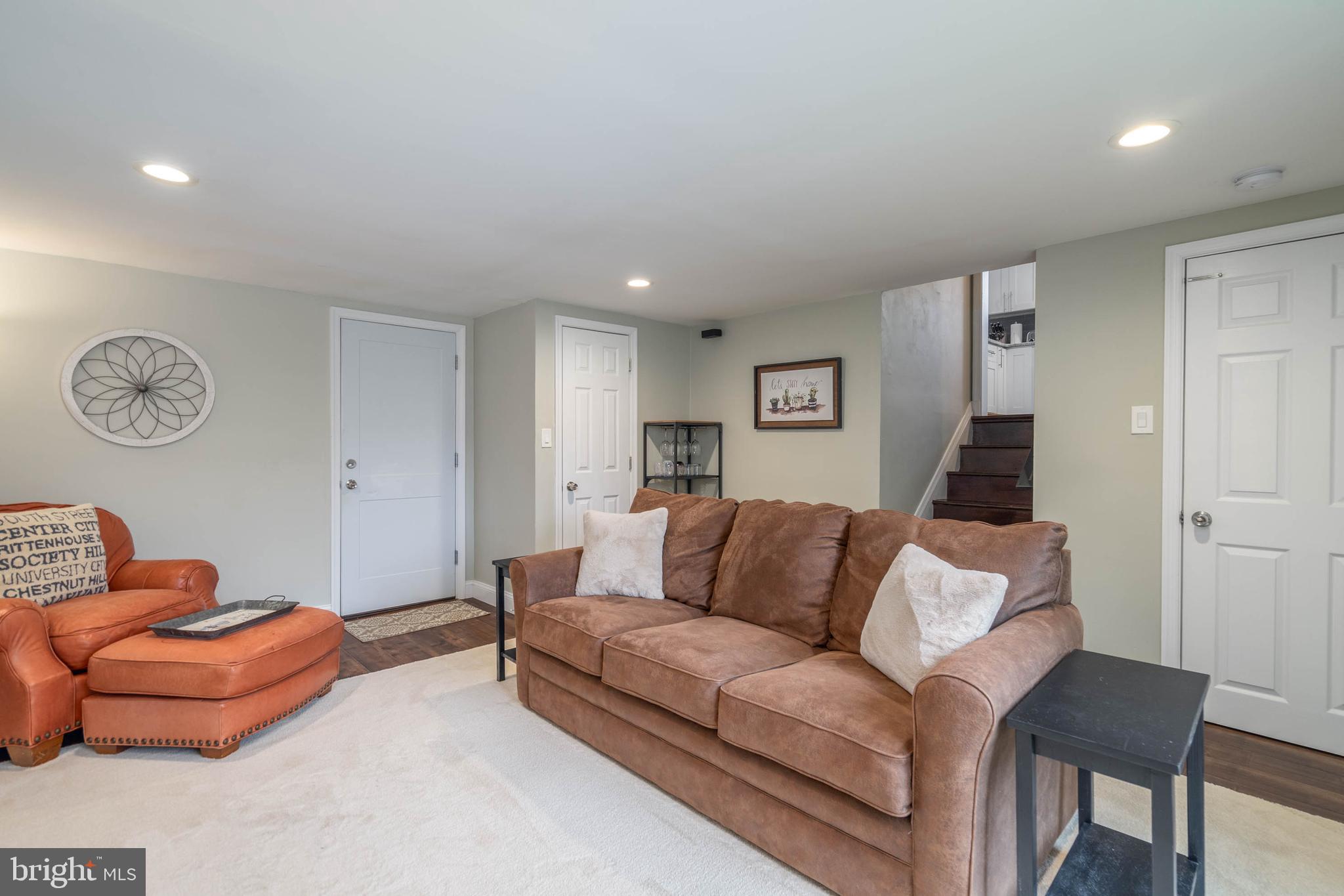 328 RUSCOMBE AVENUE