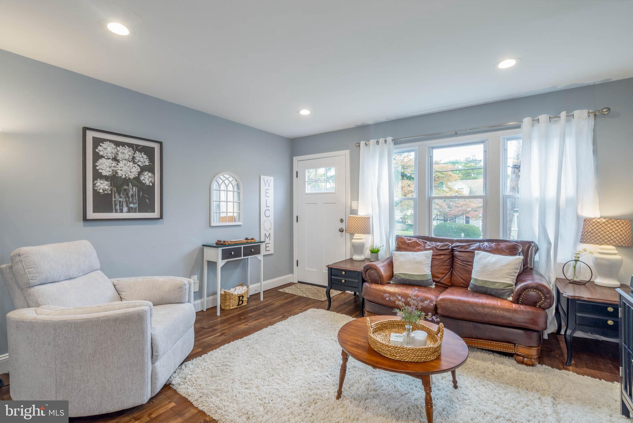 328 RUSCOMBE AVENUE