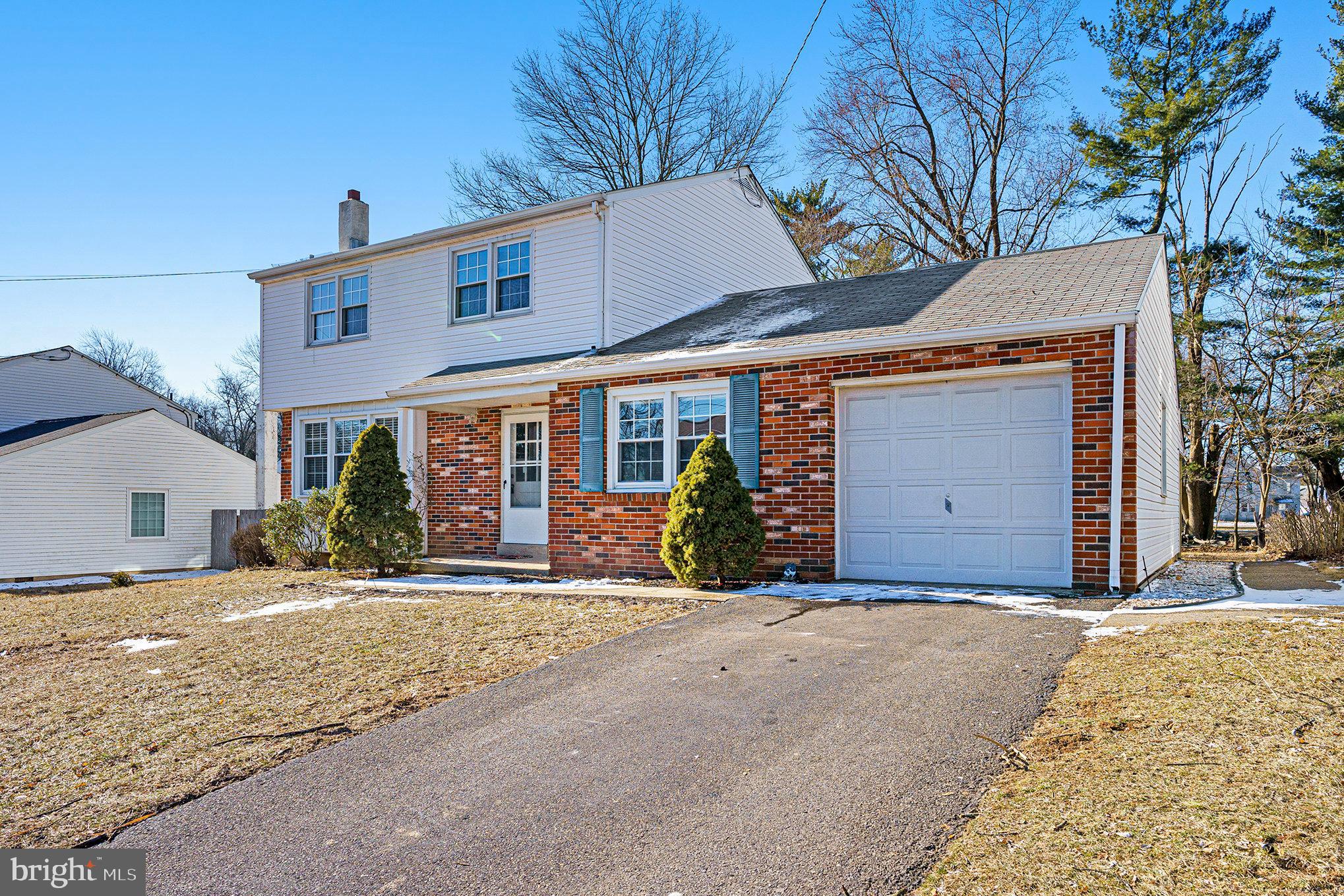 724 WISSAHICKON AVENUE