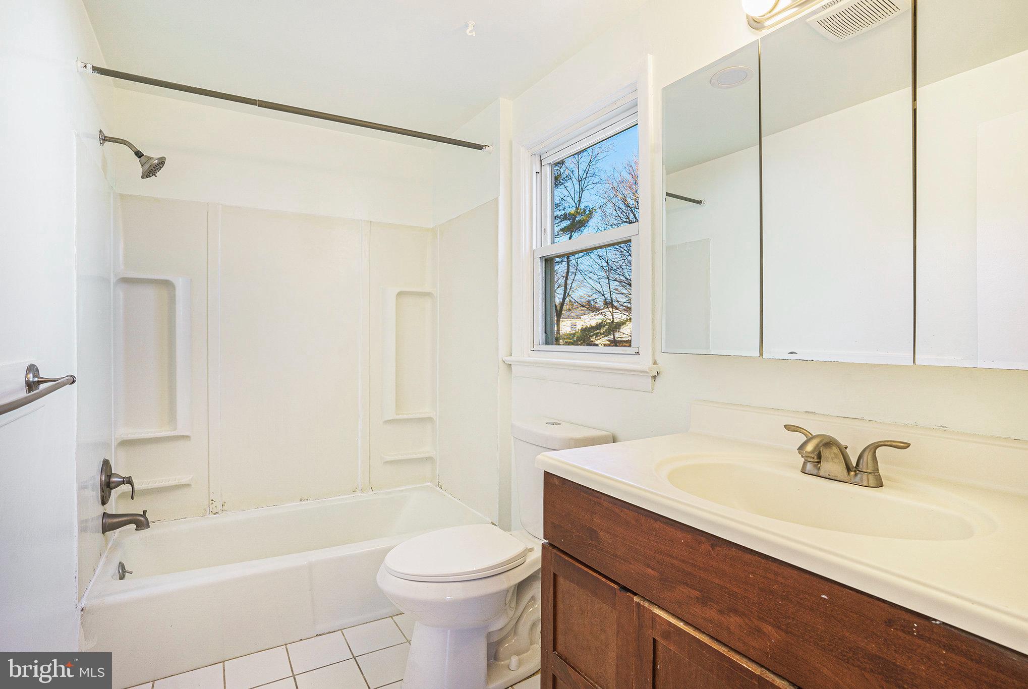 724 WISSAHICKON AVENUE