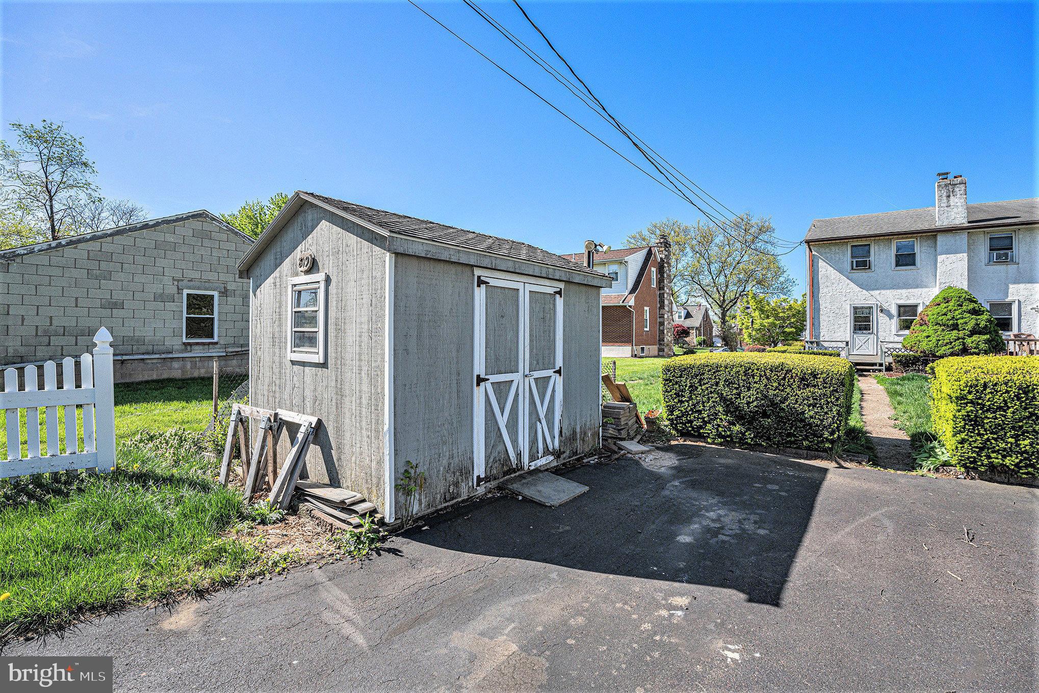 819 W 4TH STREET