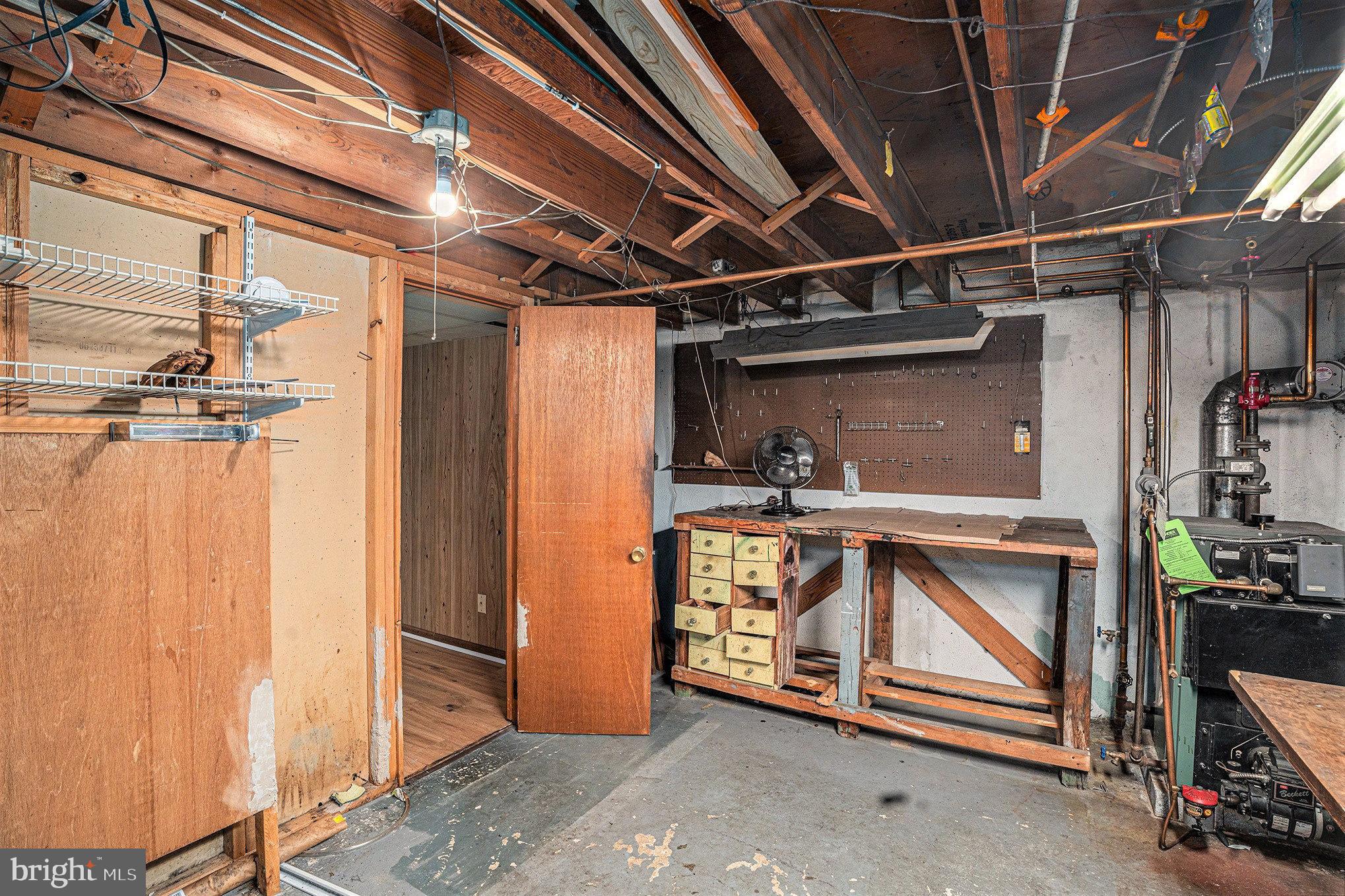 819 W 4TH STREET