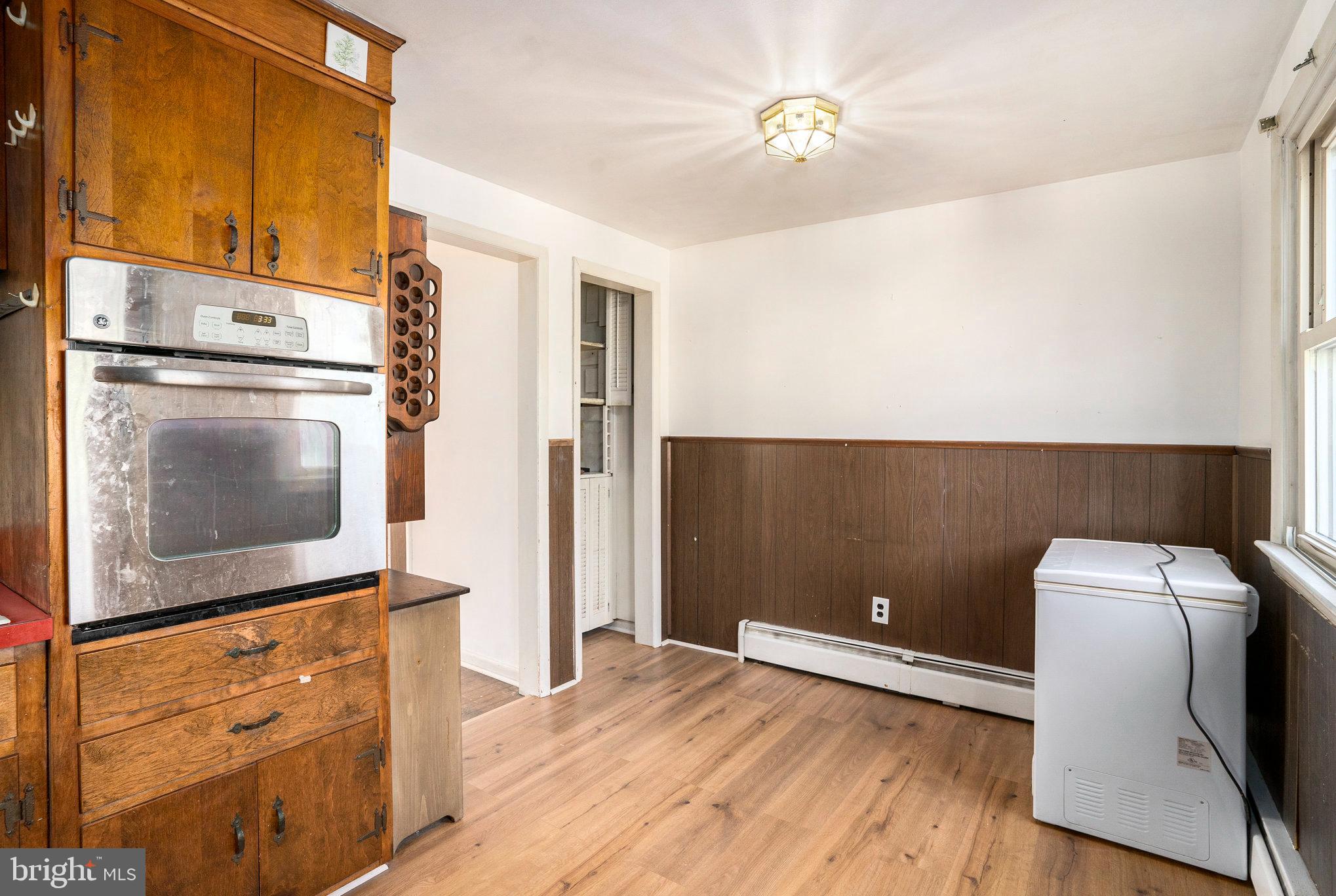 819 W 4TH STREET