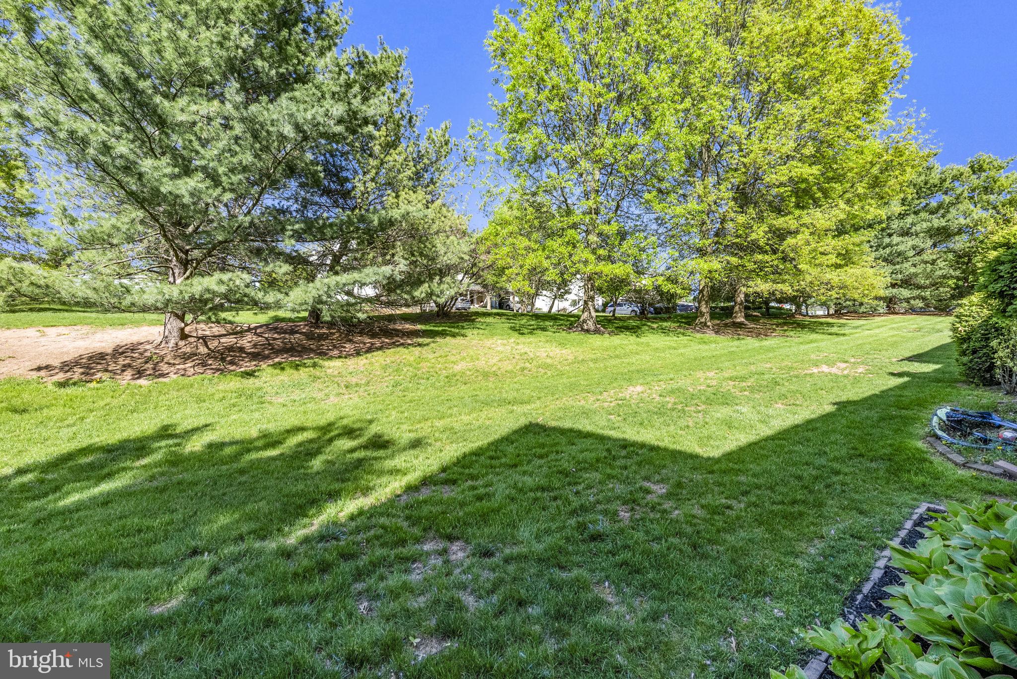 613 HAMILTON CT