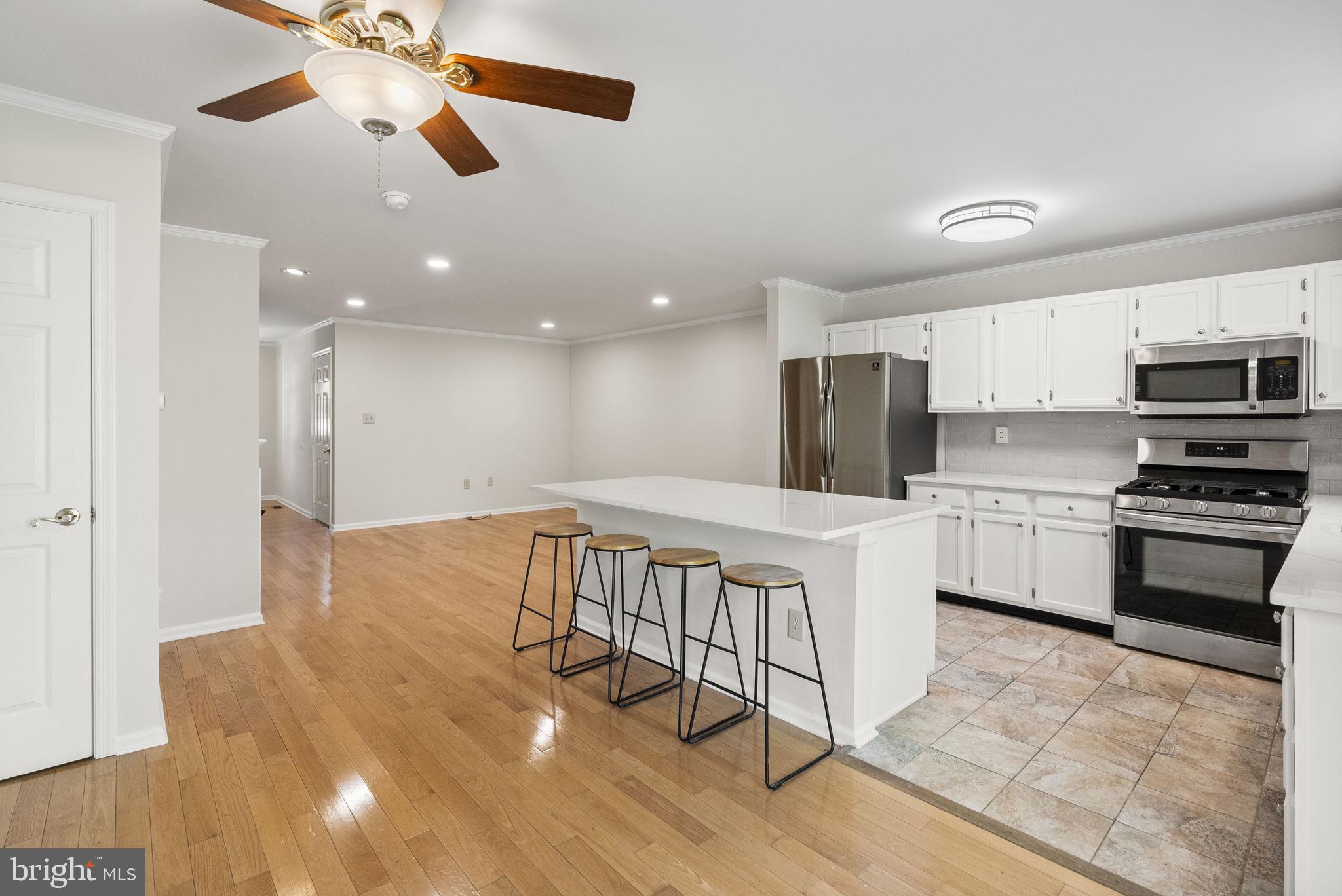 613 HAMILTON CT