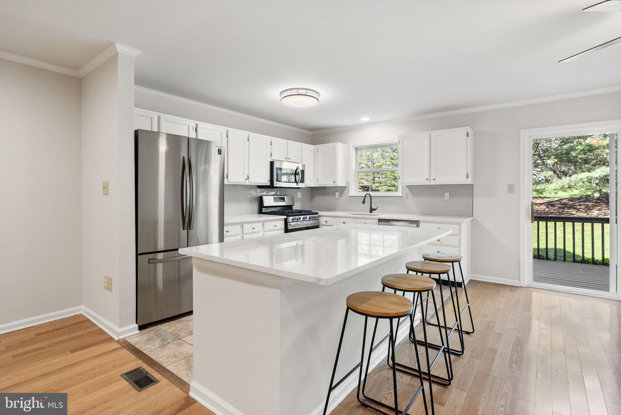 613 HAMILTON CT