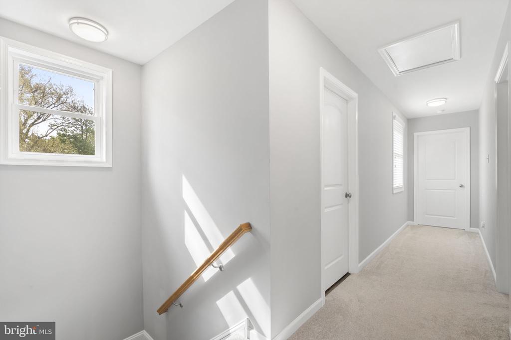 248 S 9TH STREET