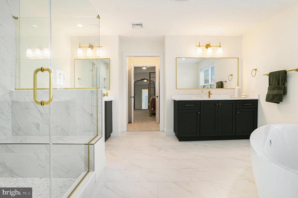 122 ANDRIES CIRCLE