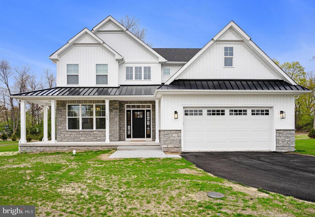 122 ANDRIES CIRCLE