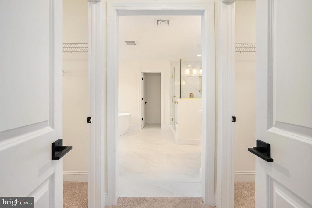 122 ANDRIES CIRCLE