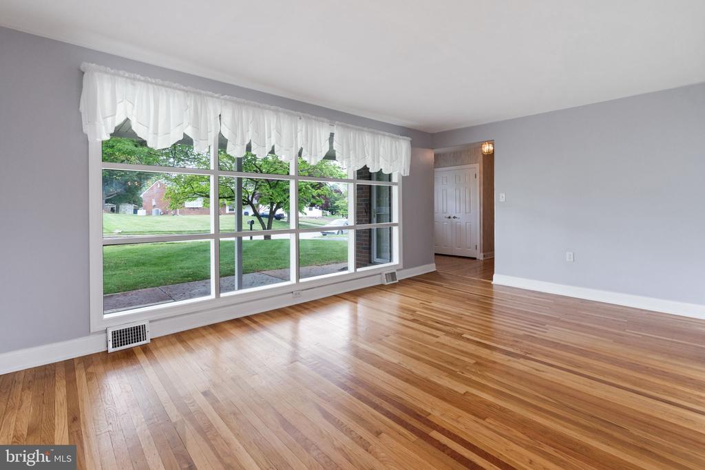 31 TRAVERSE DRIVE