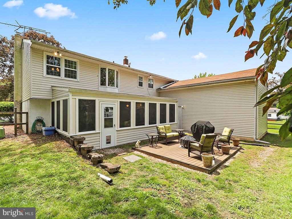 201 HUNTER LANE