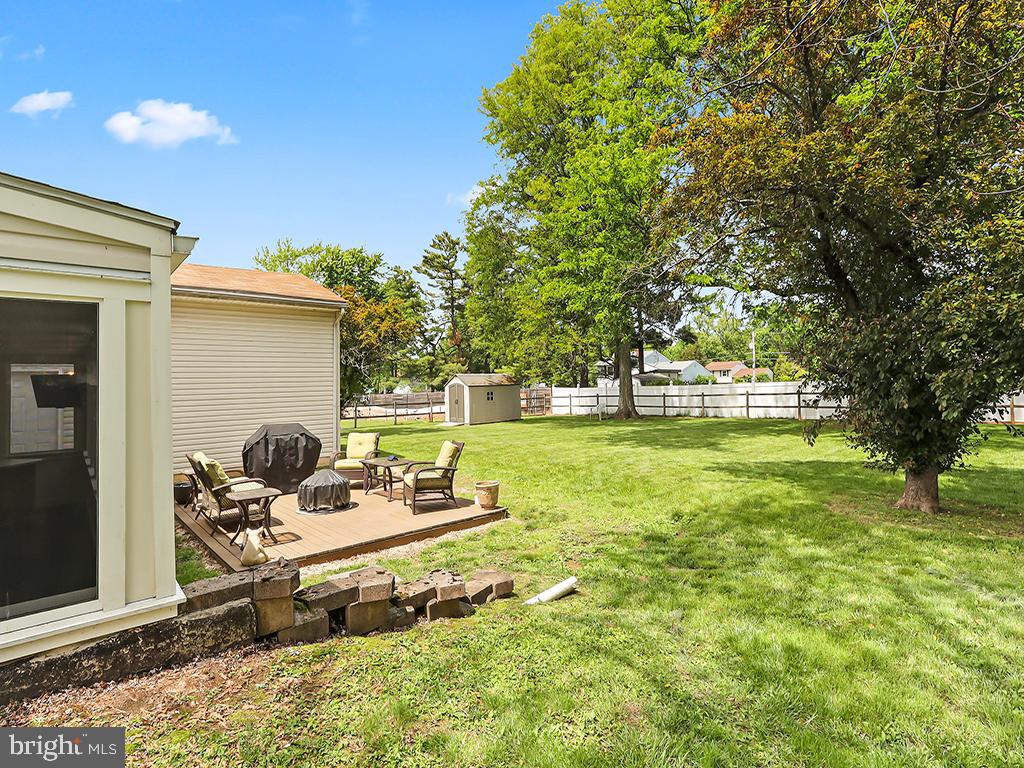 201 HUNTER LANE
