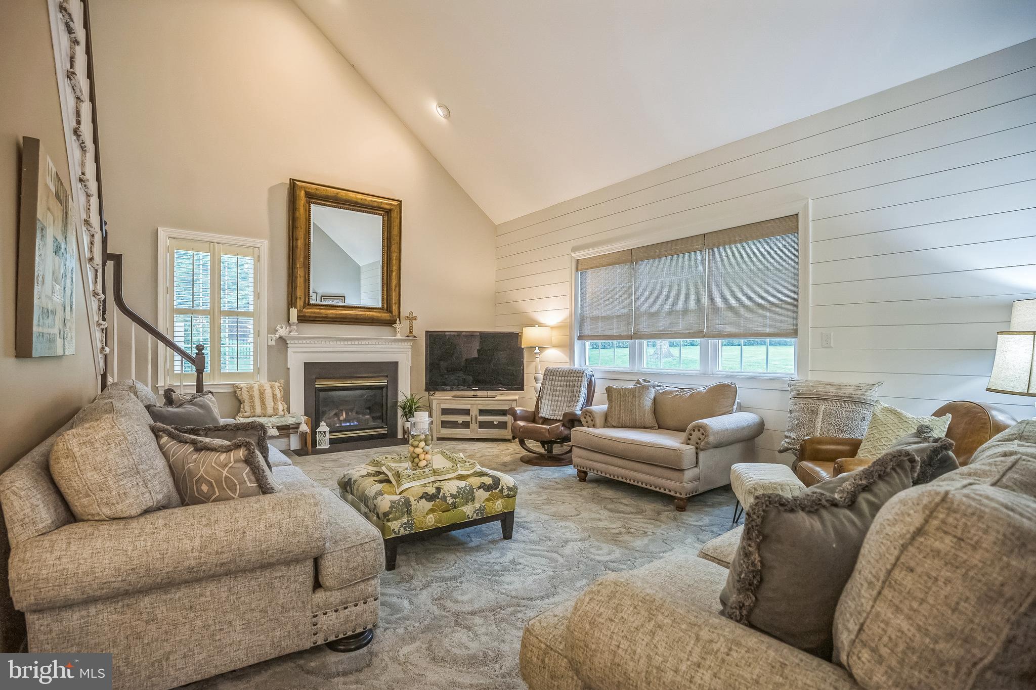 1029 SPRINGHOUSE DRIVE