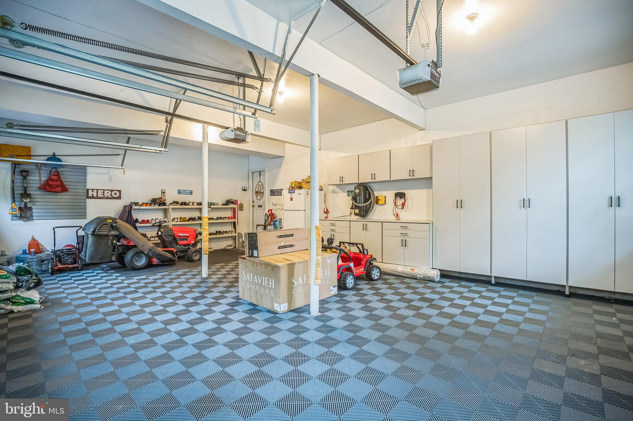 1029 SPRINGHOUSE DRIVE