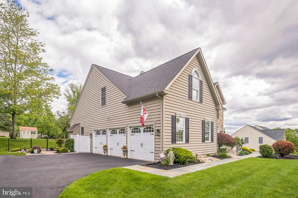 1029 SPRINGHOUSE DRIVE