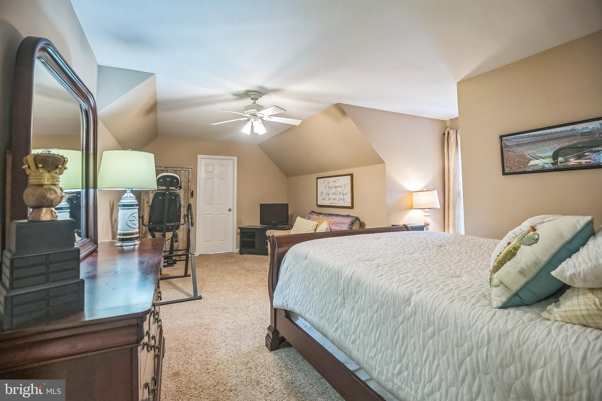 1029 SPRINGHOUSE DRIVE