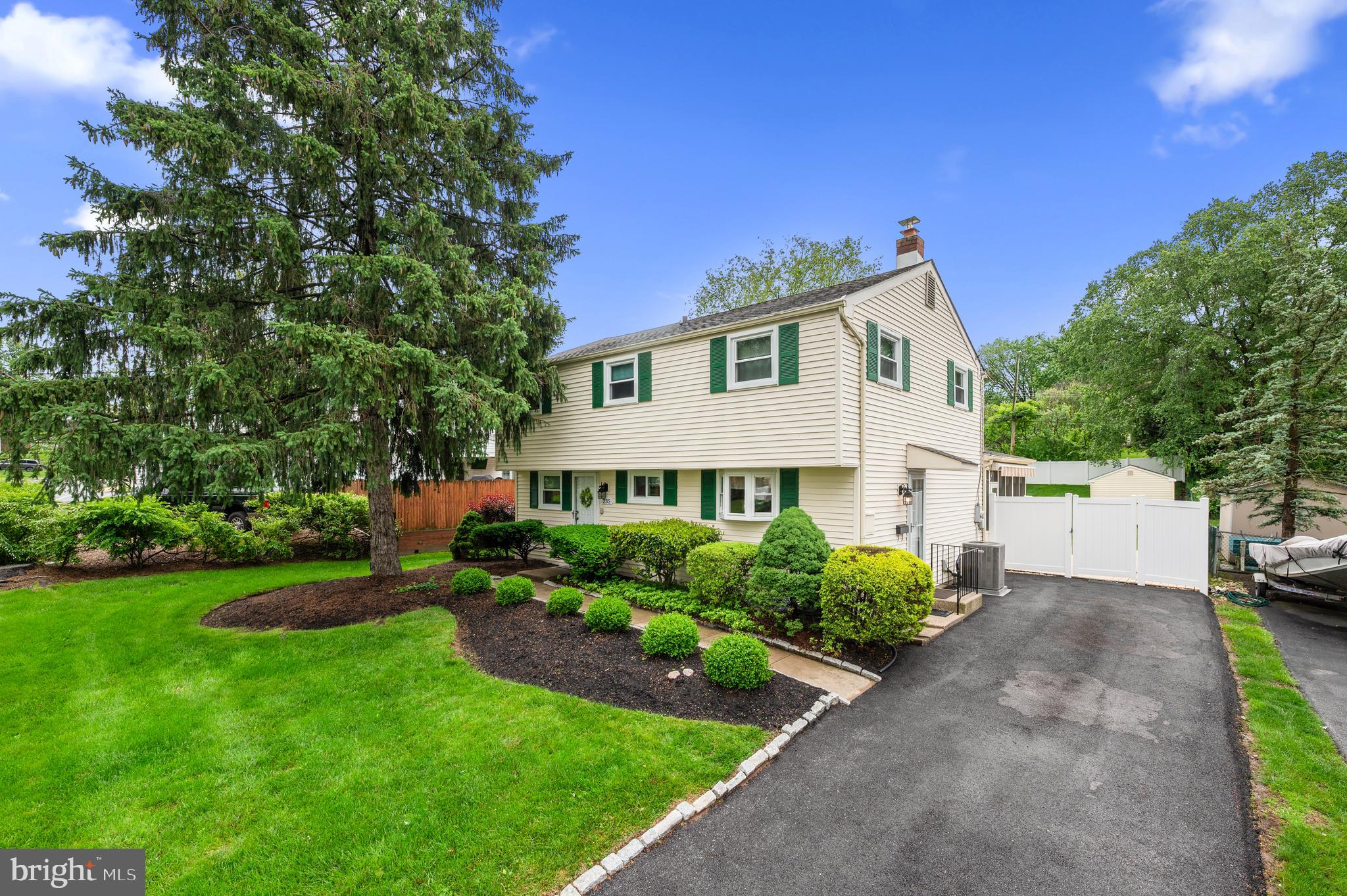 235 PRINCE FREDERICK STREET