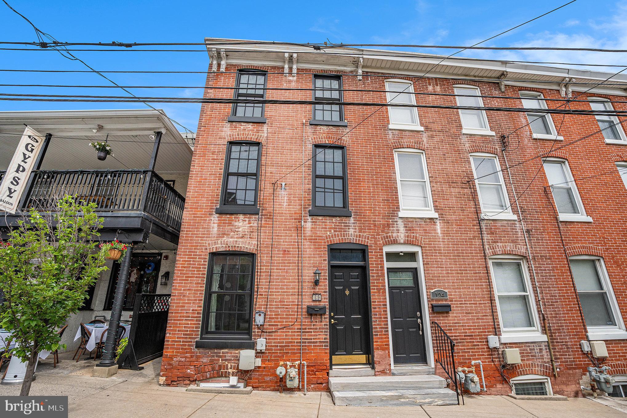 126 FORD STREET