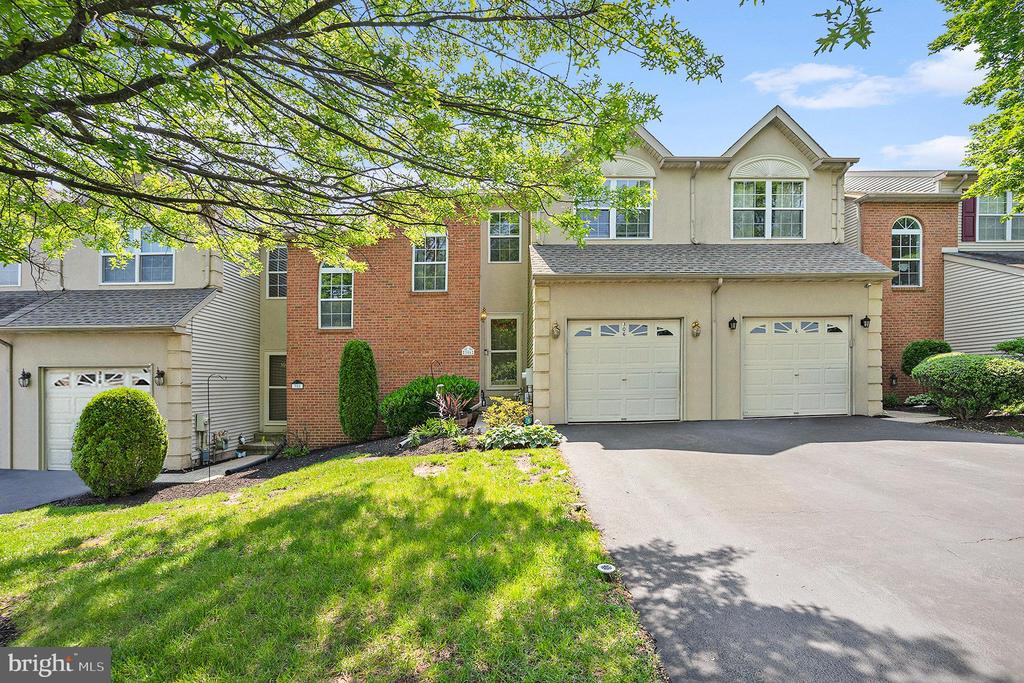 306 HAMILTON DRIVE