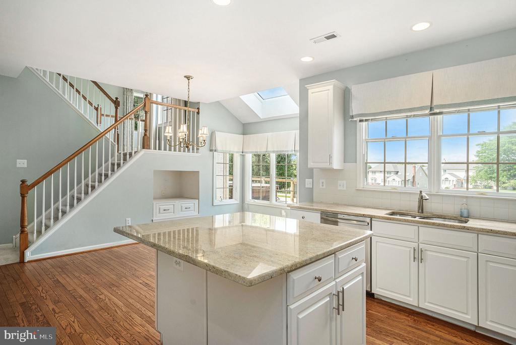 104 SPYGLASS DRIVE