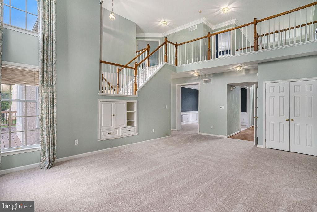 104 SPYGLASS DRIVE