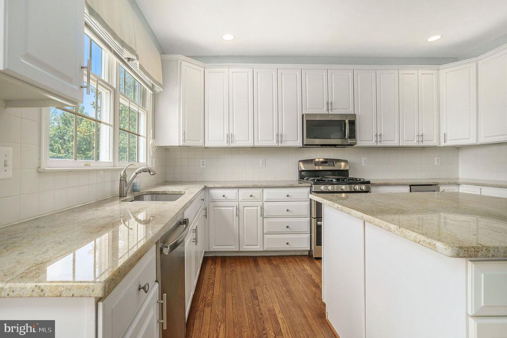 104 SPYGLASS DRIVE
