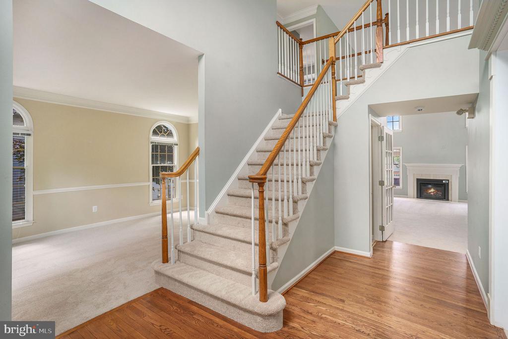 104 SPYGLASS DRIVE