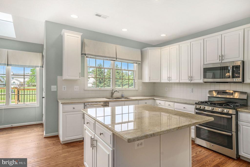 104 SPYGLASS DRIVE