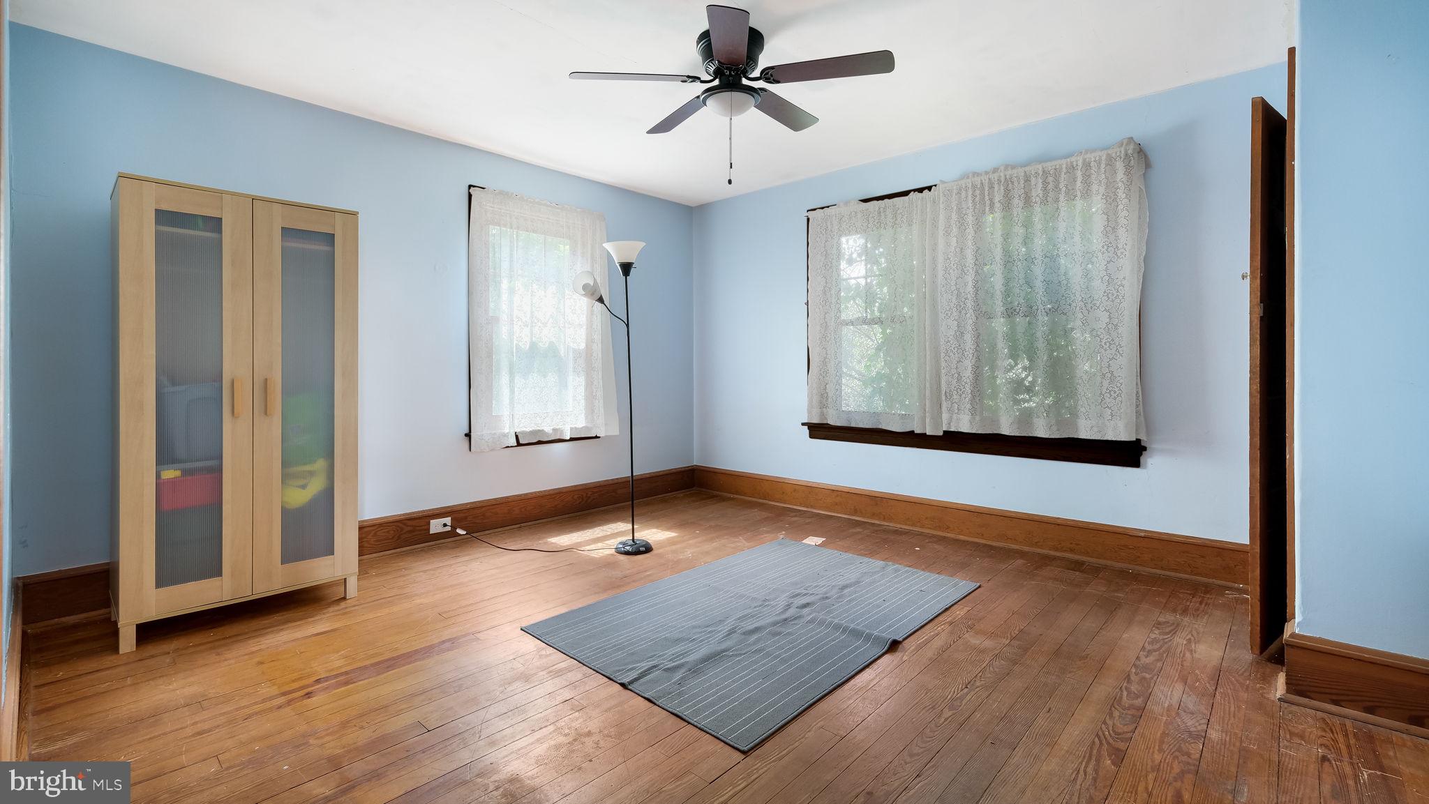 156 TENNIS AVENUE