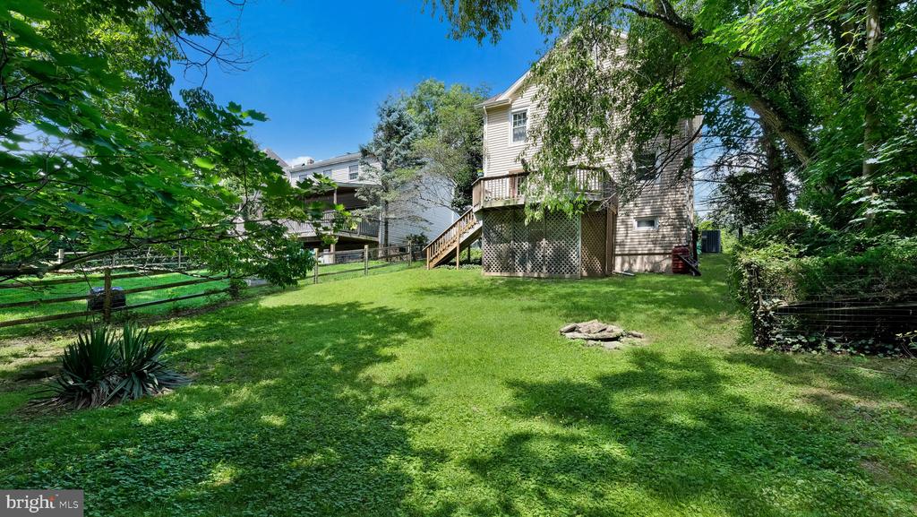 156 TENNIS AVENUE