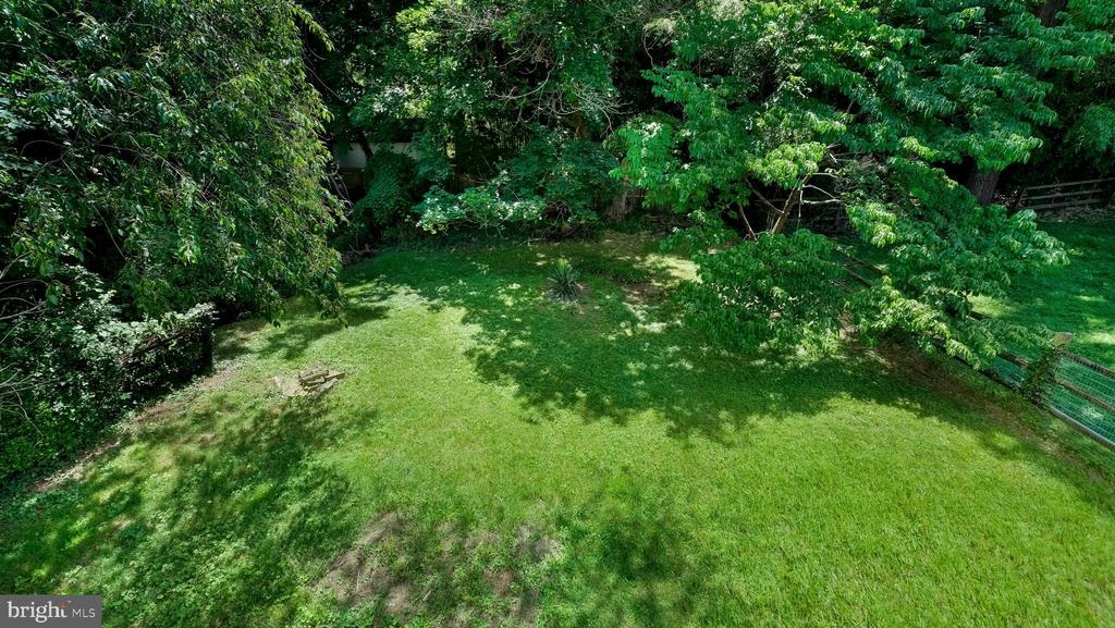 156 TENNIS AVENUE