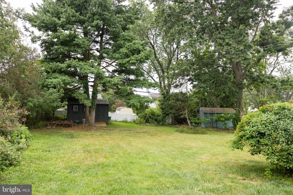3216 W MOUNT KIRK AVENUE