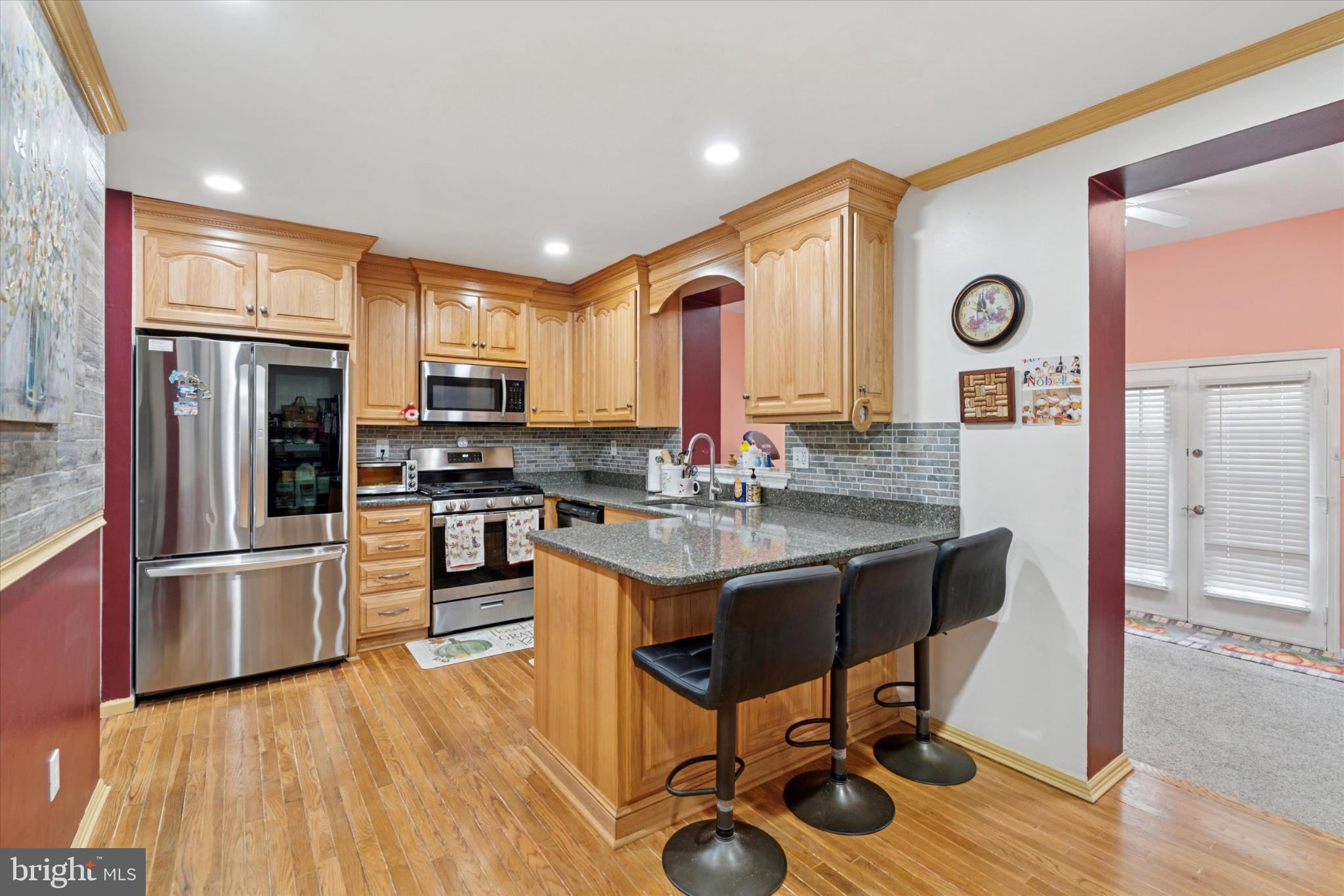 509 CAROUSEL CIRCLE