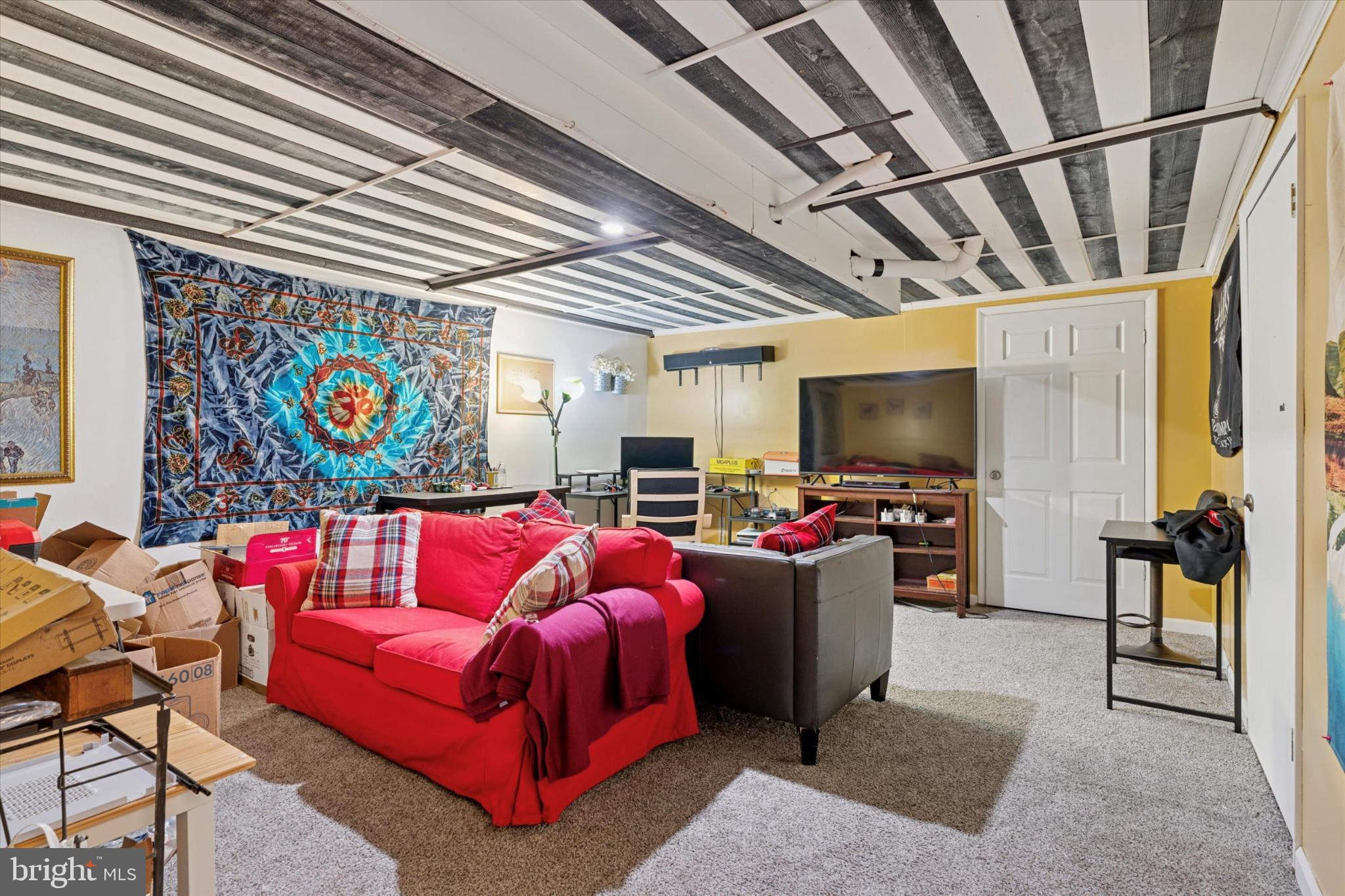 509 CAROUSEL CIRCLE