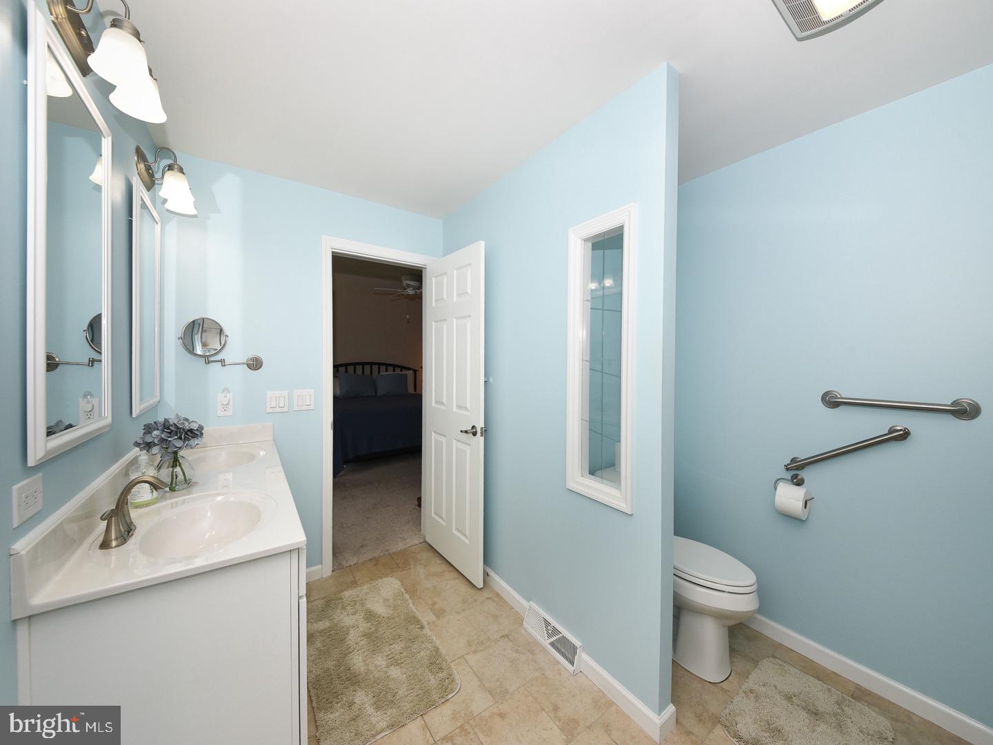 403 AZALEA DRIVE